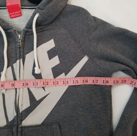 Nike Rally Logo Pull over Hoodie - Picture 7 of 9